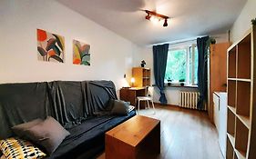 Apartament Familly Hostello - 5 Osobnych Pokoi, Blisko Areny I Lotniska